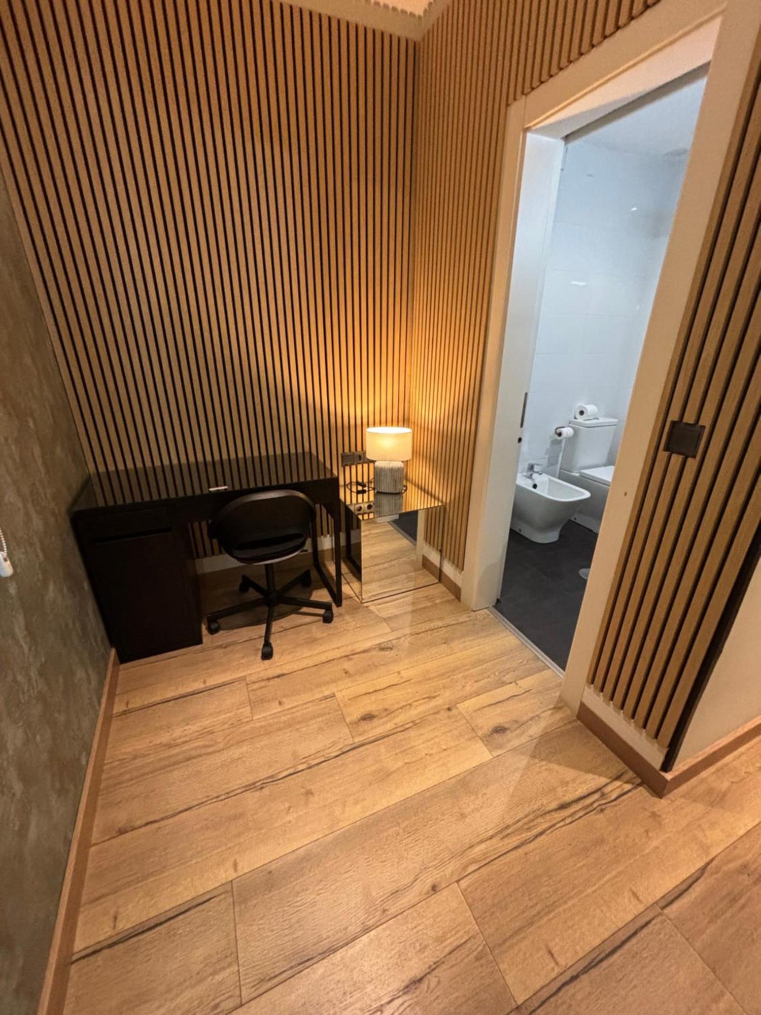 Daos Suites & Terrace Marbella Bagian luar foto