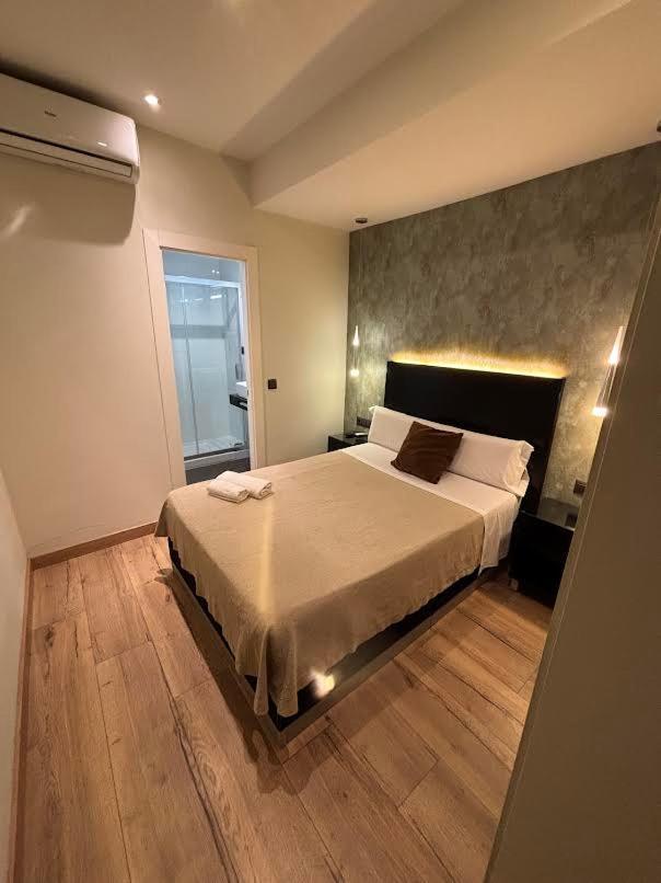 Daos Suites & Terrace Marbella Bagian luar foto